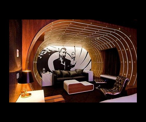 One of 28 themed rooms in the hotel, it features Bond inspired memorabilia and furniture, while all of Bond's films can be watched on the suite's flat screen TV.