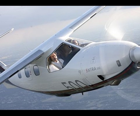 Germany's Extra Aircraft is best known in the U.S. for high-end aerobatic sport planes, but the company is trying to change that with a ramped-up effort to market its six-seat Spirit 500 turboprop in North America.