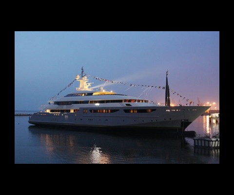 CRN, a Ferretti Group brand, recently unveiled its largest superyacht to date, the 72 metre Azteca. Ranked in the top 100 yachts in the world, the fully custom project features a 100 square metre beach club and accommodation for 12 guests.