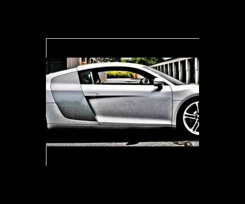 Luxury car rental firm StatusRide has given the super-rich the option of being able to drive the best names in automotive indulgence without have to worry about the costly aspect of storing or maintaining them. 