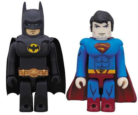 DC Comics and Medicom  forge a dynamic duo to father a one-of-a-kind Kubrick Set to celebrate their 75th anniversary.  Featuring Superheroes of nefarious and altruistic agendas, this rare set features 100% versions of justice league captains Superman and Batman. 
