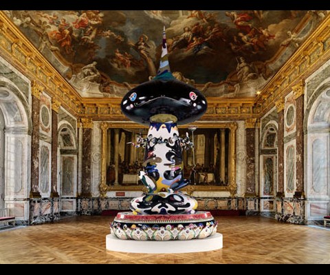 This might be one of my favorite exhibitions of the year: Takashi Murakami at the Château de Versailles in France. The juxtaposition between Murakami’s colorful, trippy cartoon world and the traditional, rococo palace surroundings is remarkable.