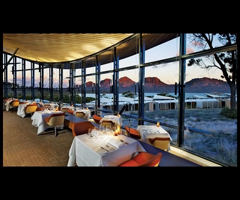 The first luxury resort on Tasmania’s Freycinet Peninsula, Saffire Freycinet boasts a manta ray–shaped main lodge and views of Great Oyster Bay.
