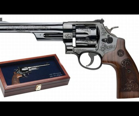 Made of carbon steel, the six-shot .357 Magnum/.38 S&W Special revolver enjoys a 6.5